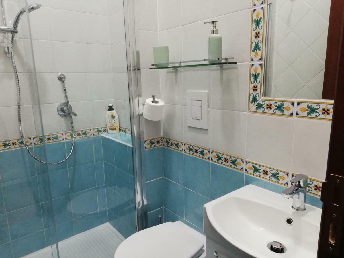 Casa Lillina A Toledo , Near Piazza Del Plebiscito Διαμέρισμα Νάπολη Εξωτερικό φωτογραφία